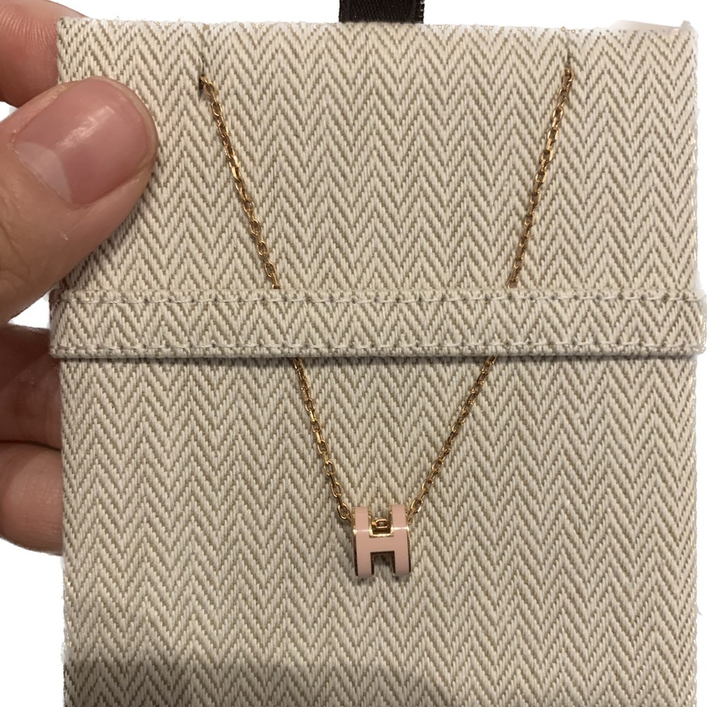 Hermes mini pop h pendant